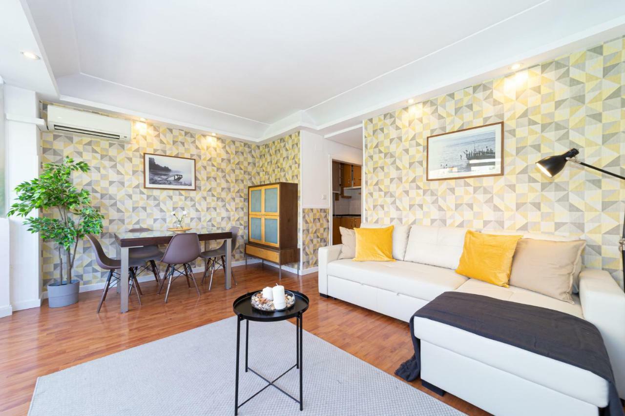 Apartamento Trafalgar Apartment Madrid Bagian luar foto