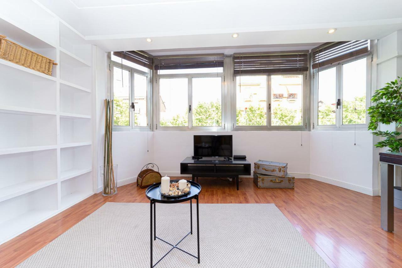 Apartamento Trafalgar Apartment Madrid Bagian luar foto