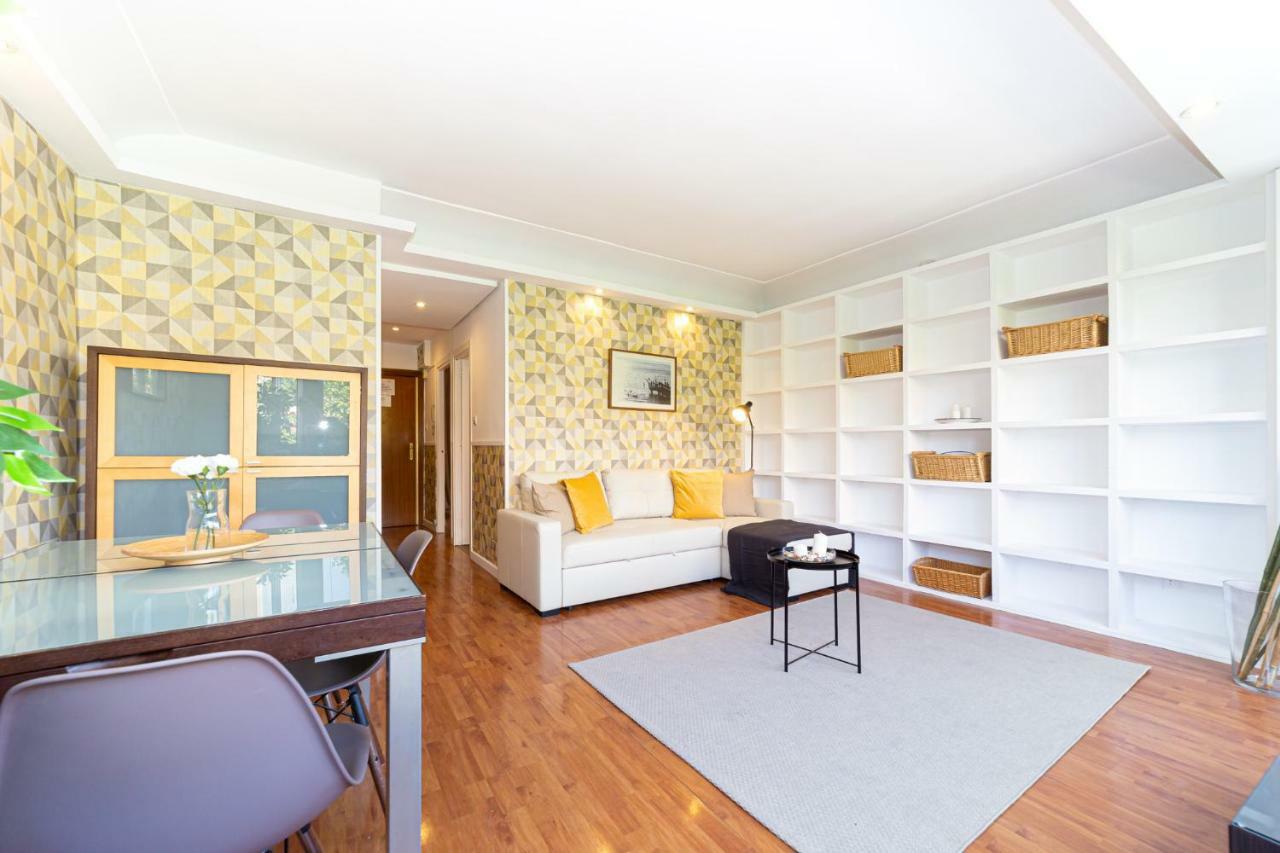 Apartamento Trafalgar Apartment Madrid Bagian luar foto