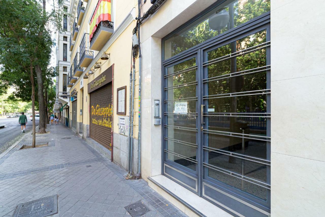 Apartamento Trafalgar Apartment Madrid Bagian luar foto